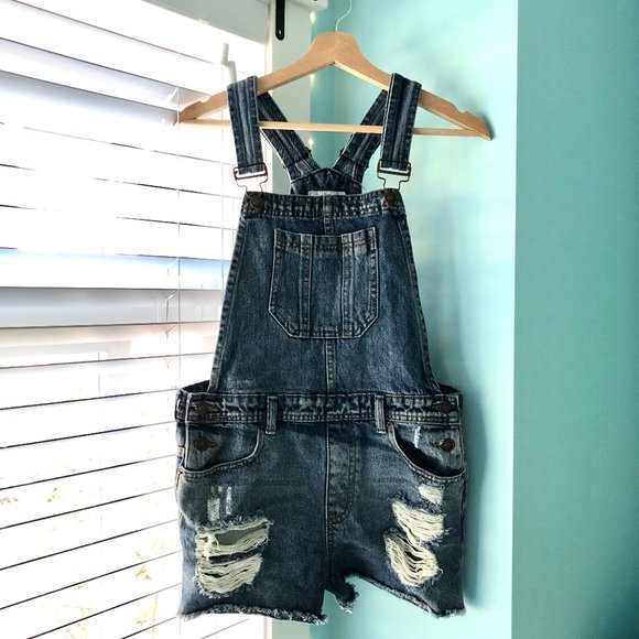 Forever 21 Denim Overall Shorts - Picture 1 of 5